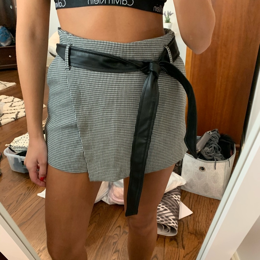 Black & White checkered short